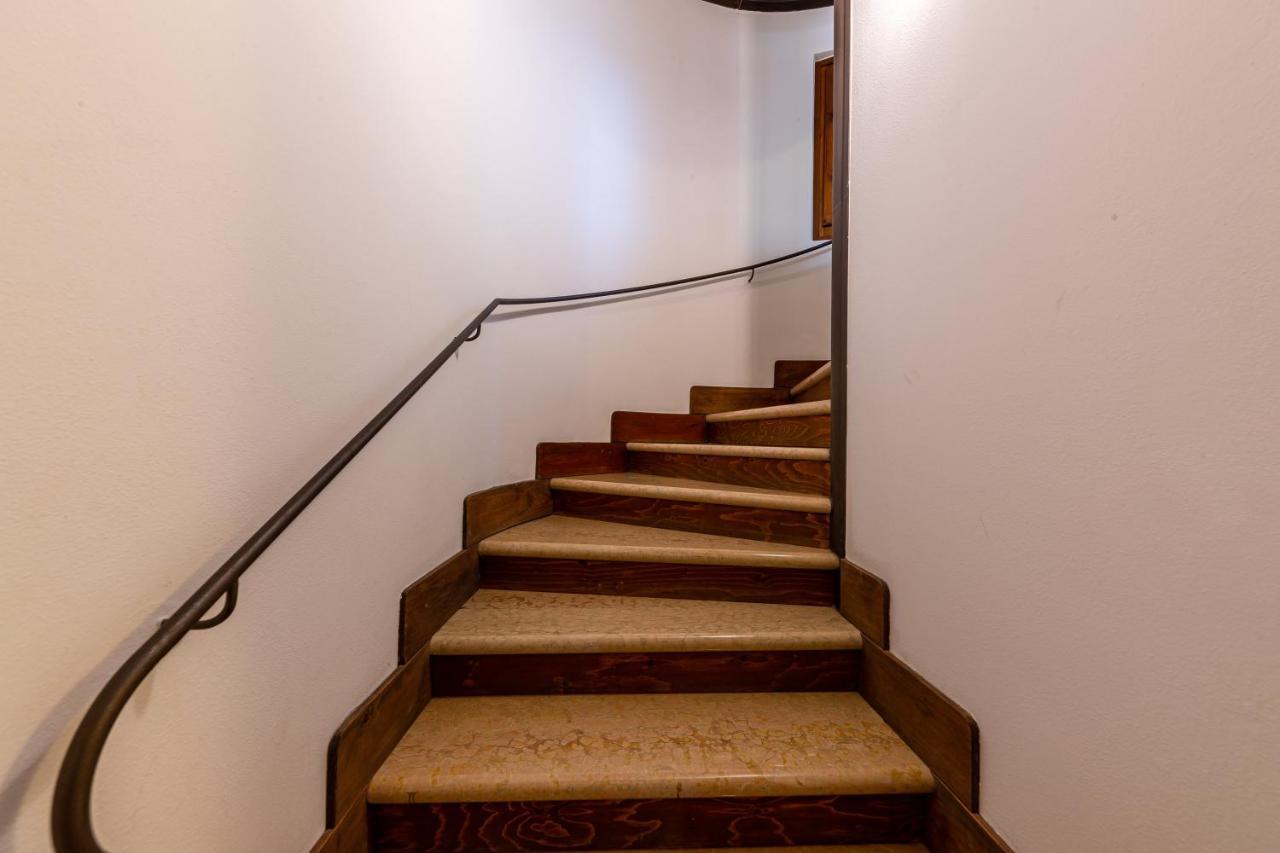 バルドリーノCasa Agli Archiアパートメント エクステリア 写真