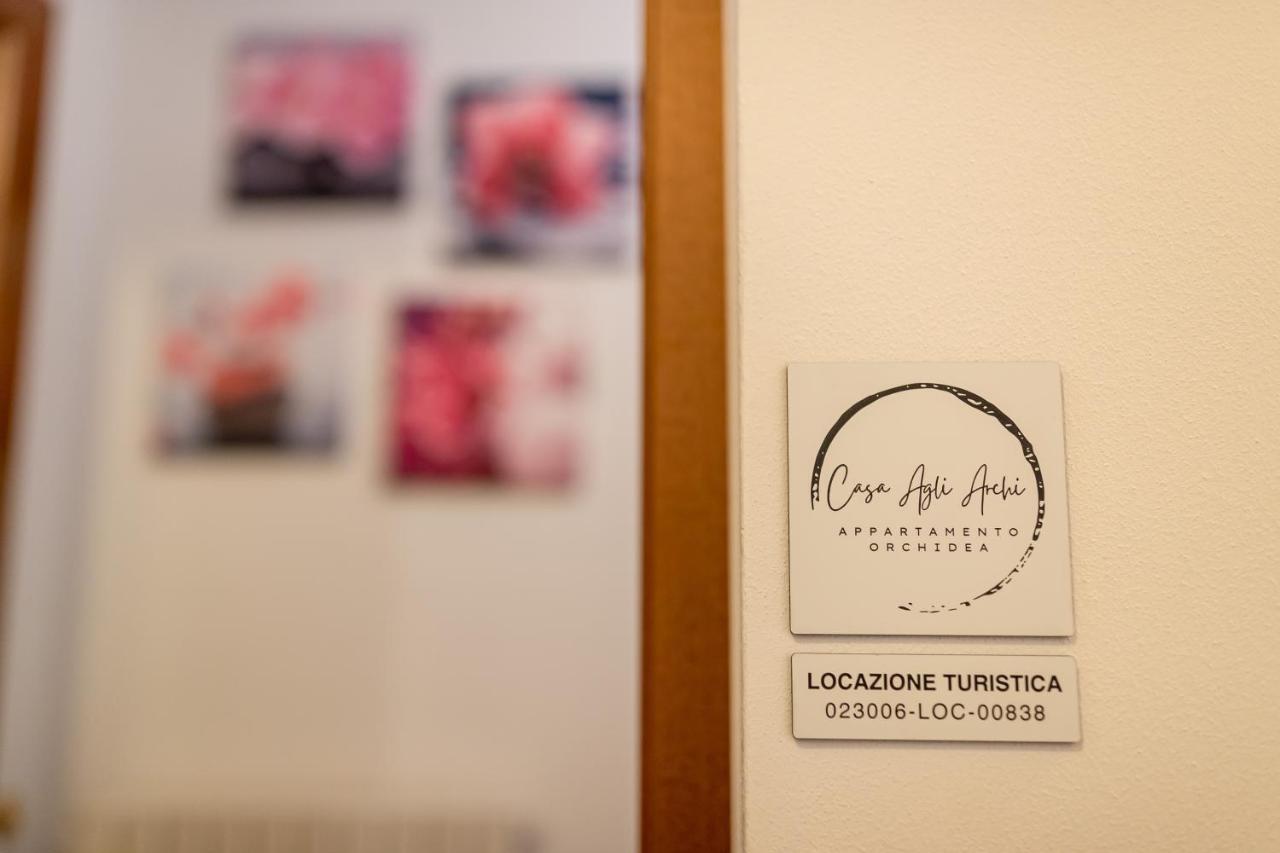 バルドリーノCasa Agli Archiアパートメント エクステリア 写真