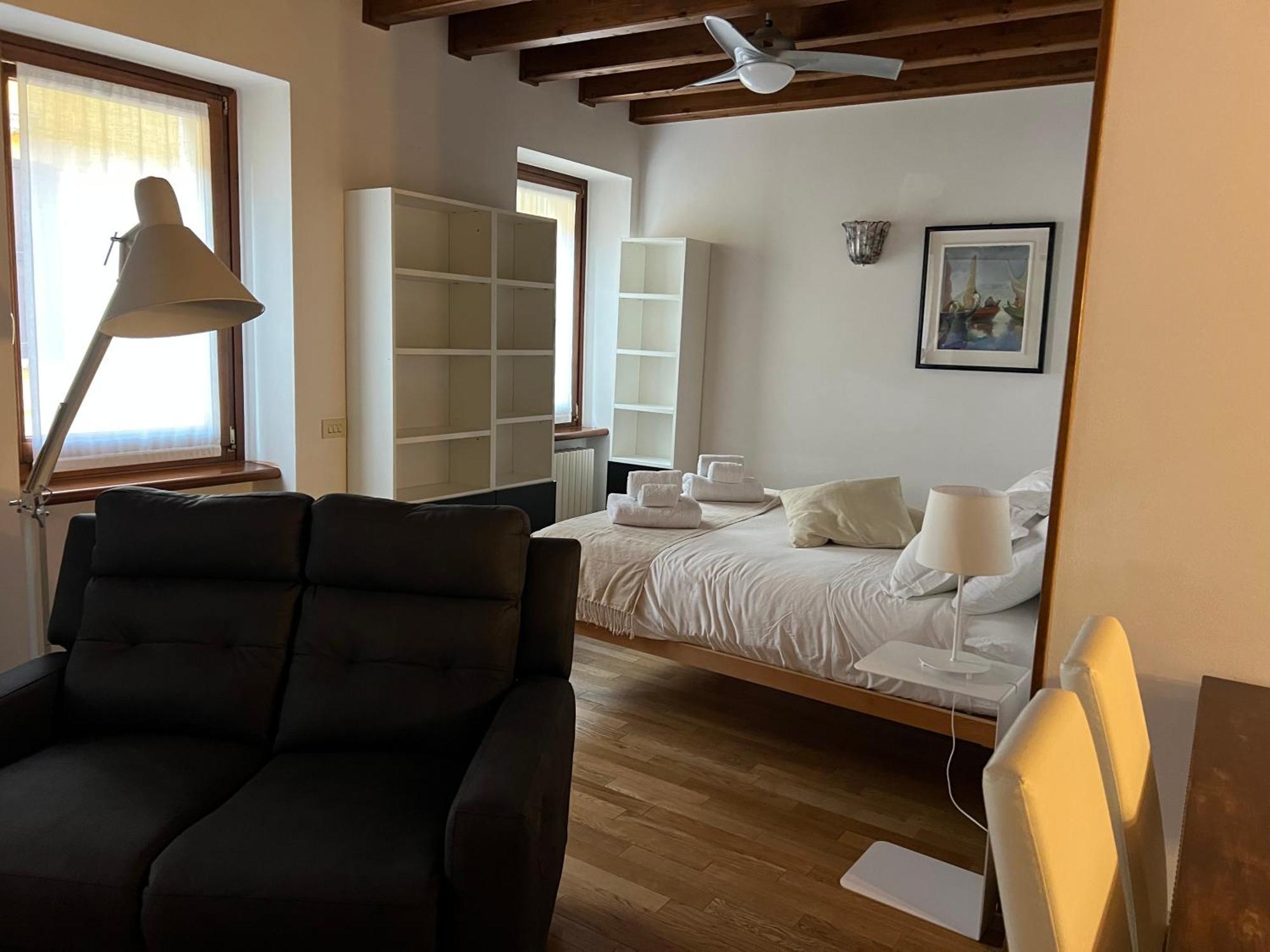 バルドリーノCasa Agli Archiアパートメント エクステリア 写真