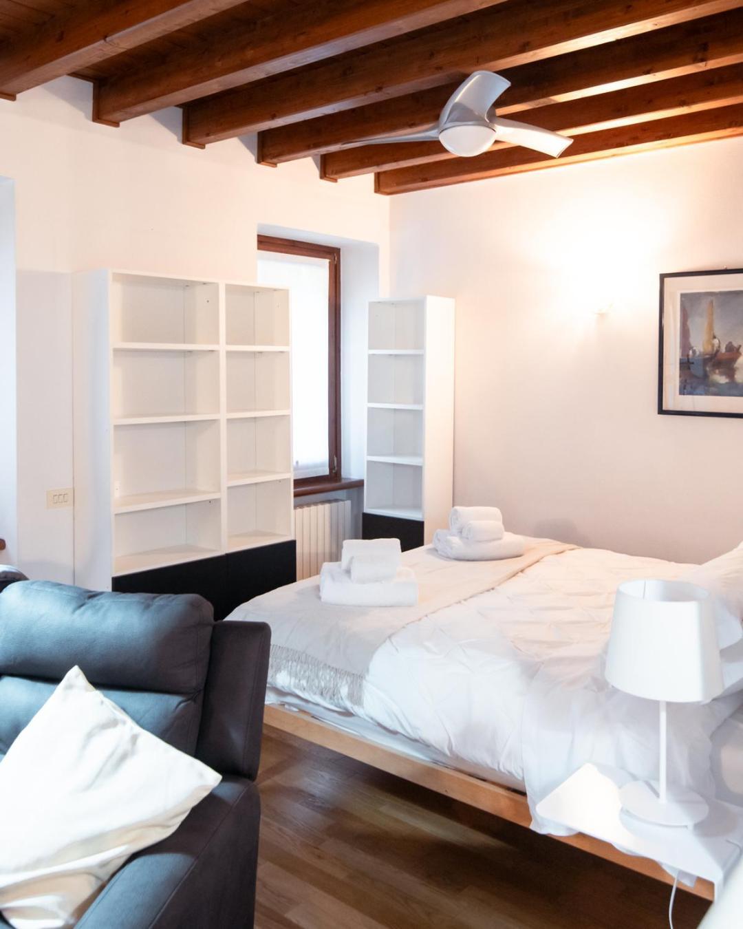 バルドリーノCasa Agli Archiアパートメント エクステリア 写真